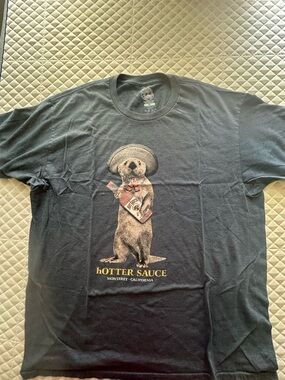 hOTTER SAUCE Graphic Tee - Black